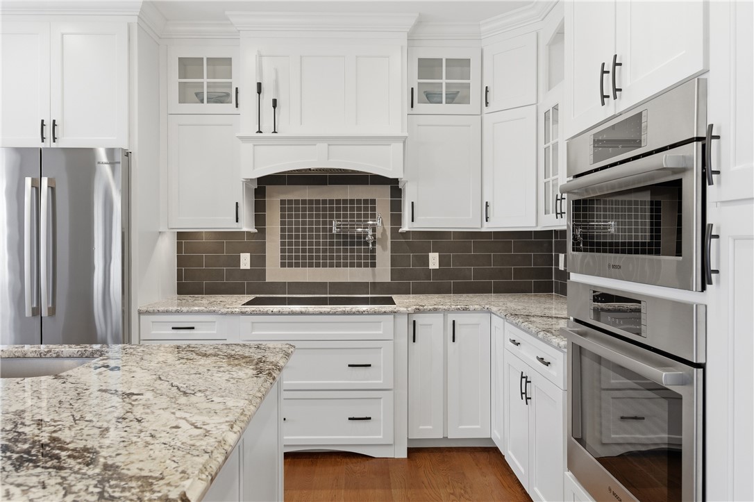 Smithfield, Rhode Island, 02917, United States, 3 Bedrooms Bedrooms, ,2 BathroomsBathrooms,Residential,Active,2032916