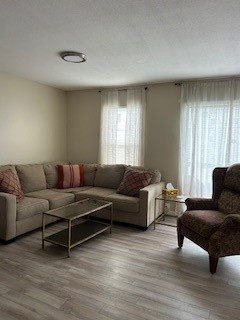 West Warwick, Rhode Island 02893, United States, 2 Bedrooms Bedrooms, ,3 BathroomsBathrooms,Residential,Active,170420