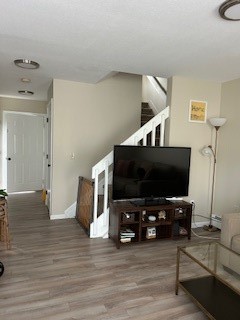 West Warwick, Rhode Island 02893, United States, 2 Bedrooms Bedrooms, ,3 BathroomsBathrooms,Residential,Active,170420