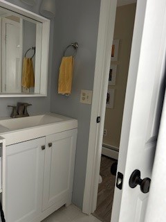 West Warwick, Rhode Island 02893, United States, 2 Bedrooms Bedrooms, ,3 BathroomsBathrooms,Residential,Active,170420