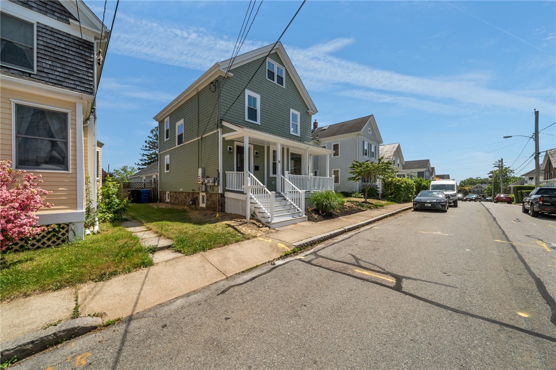 21 Russell Avenue
