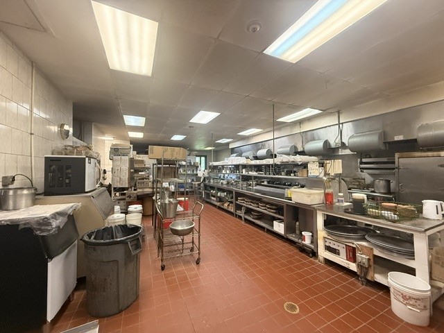 1172 Main Street