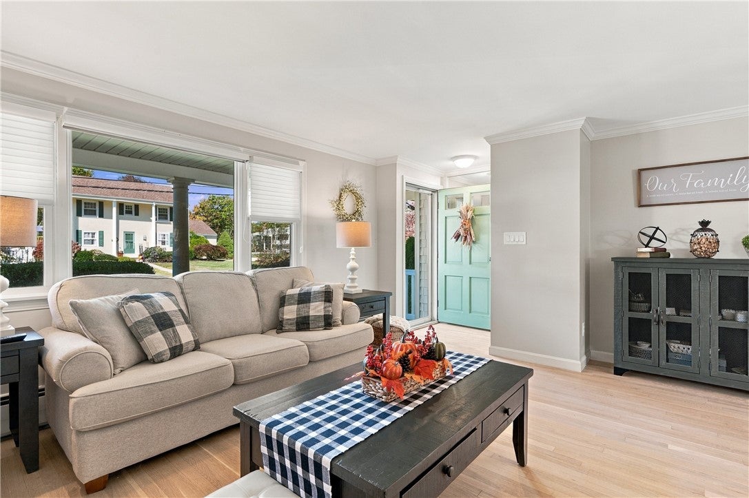 15 Valley View Drive