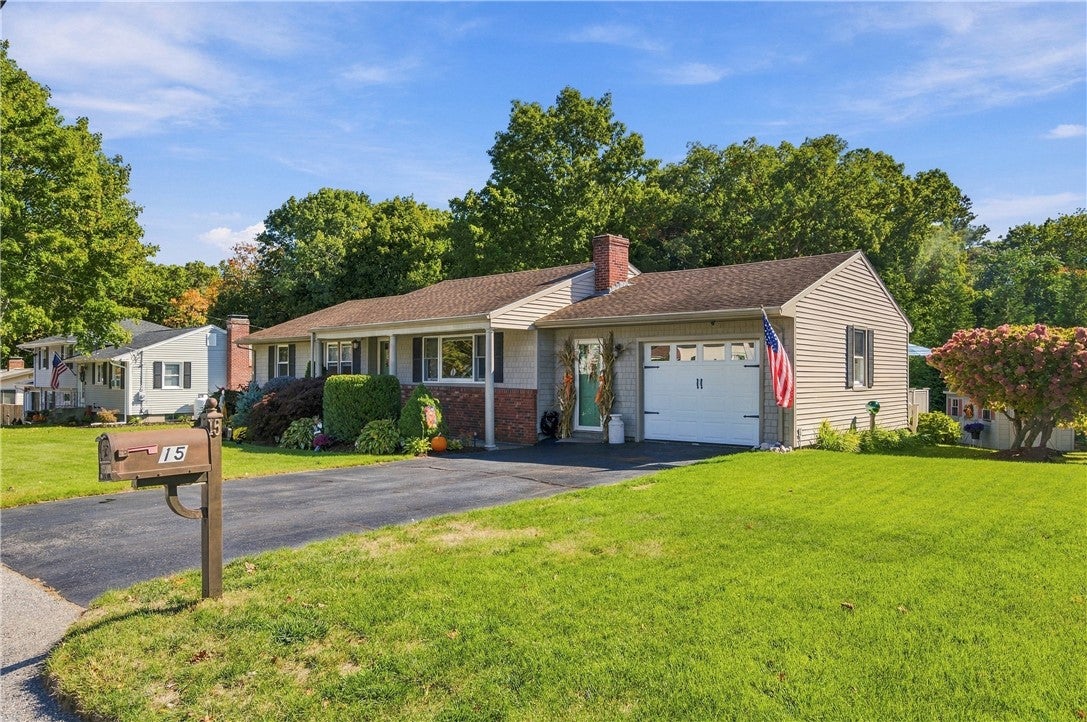 15 Valley View Drive