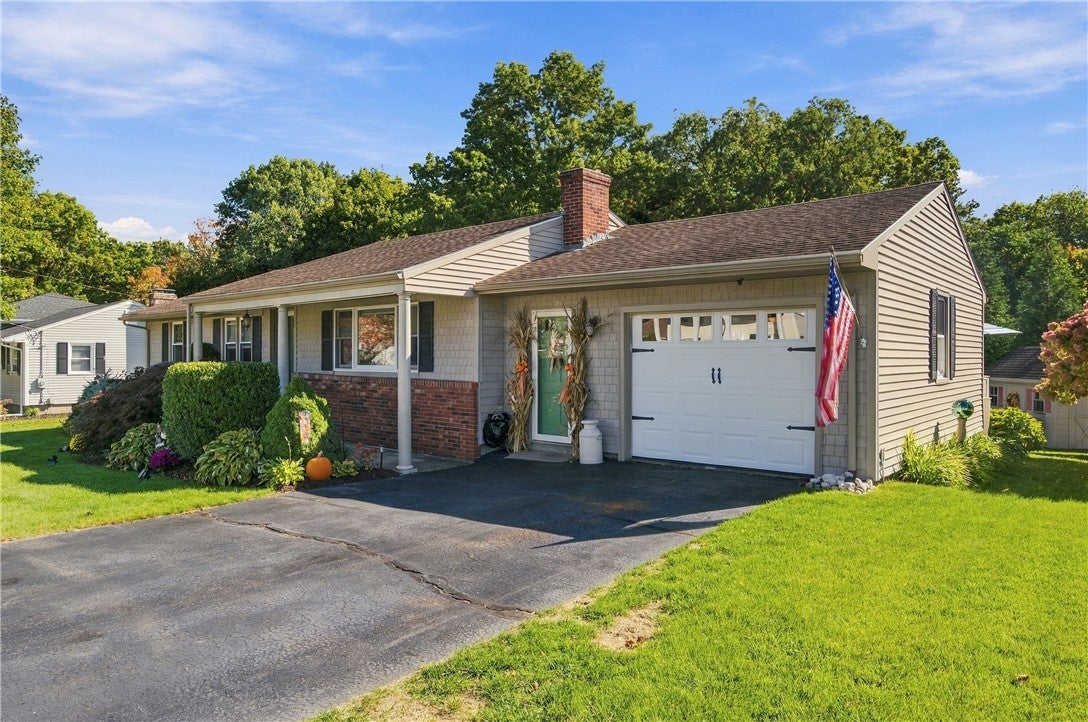 15 Valley View Drive