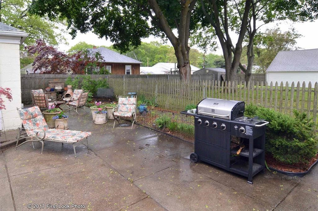166 Rowe Avenue 3
