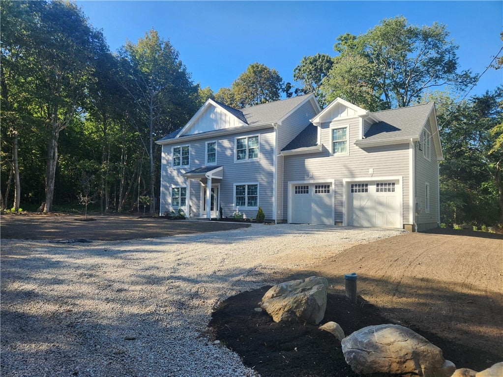 1015 East Shore Road