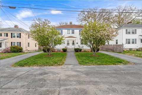 148 Yorktown Road North Kingstown RI 02852