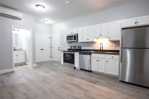 6899 POST Road 305 North Kingstown RI 02852