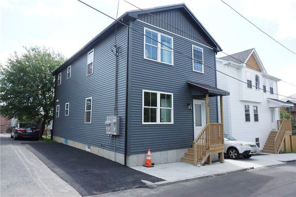 13 BENTON ST, PROVIDENCE, RI 02909 - Image 334bb2f4e221c349be1ff5ee09571df2/2618385461