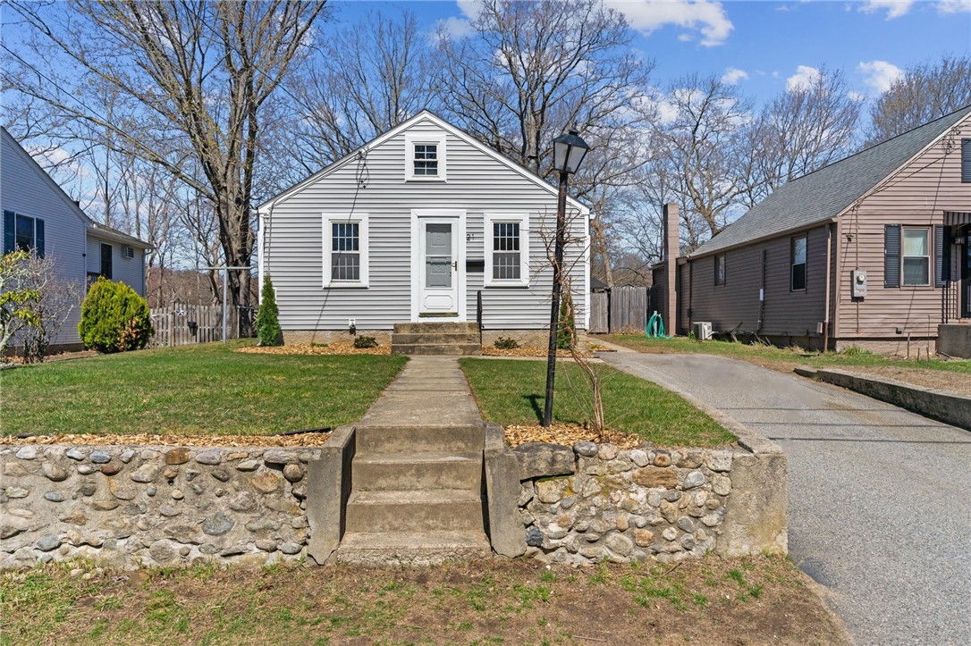 21 Riverside Avenue