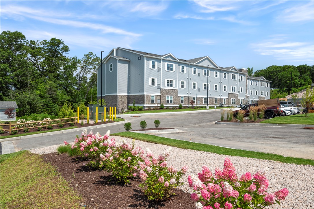 36 Old Louisquisset Pike 310