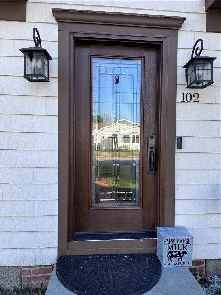 102 Hillard Avenue