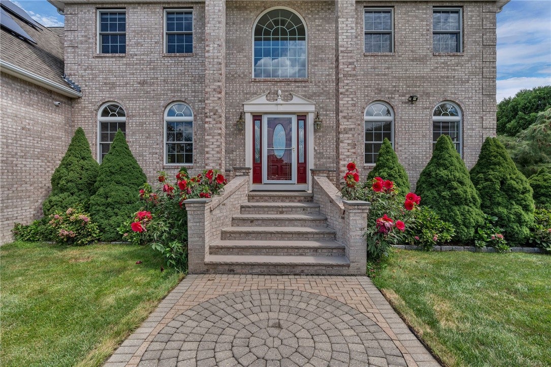 18 Steeple Lane