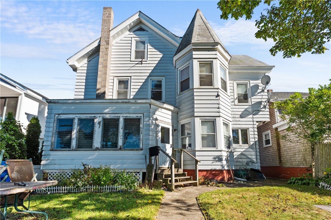 87 Bluff Street