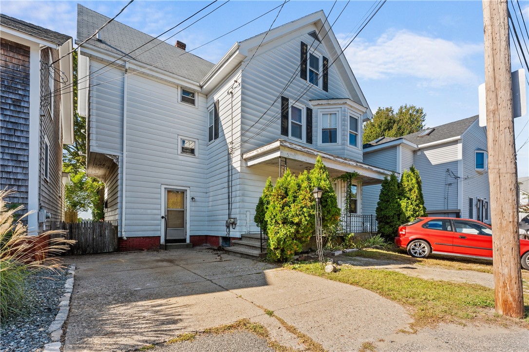 87 Bluff Street