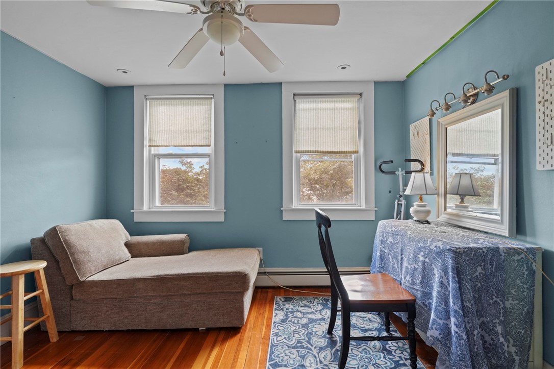 East Greenwich, Rhode Island 02818, United States, 3 Bedrooms Bedrooms, ,2 BathroomsBathrooms,Residential,Pending,136362