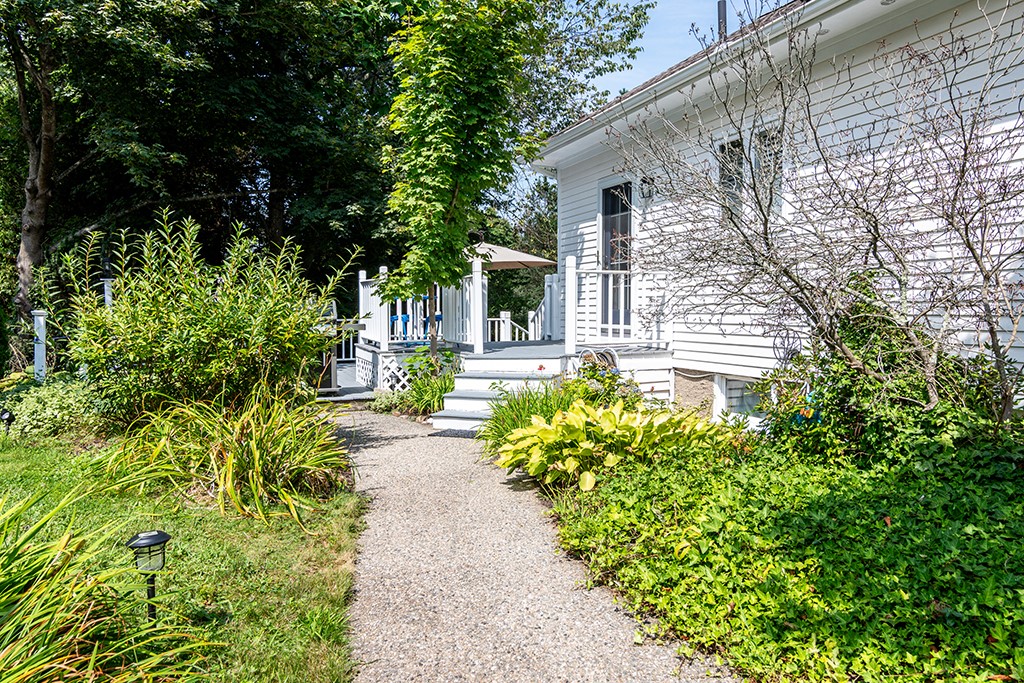 63 Starr Street