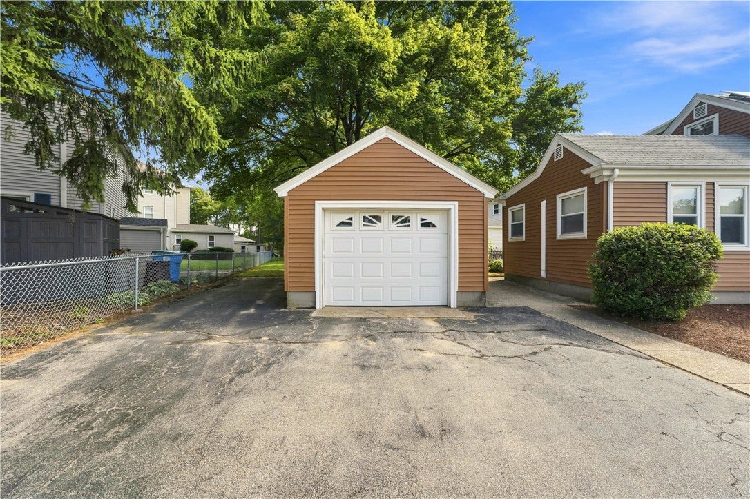 357 Old River Road