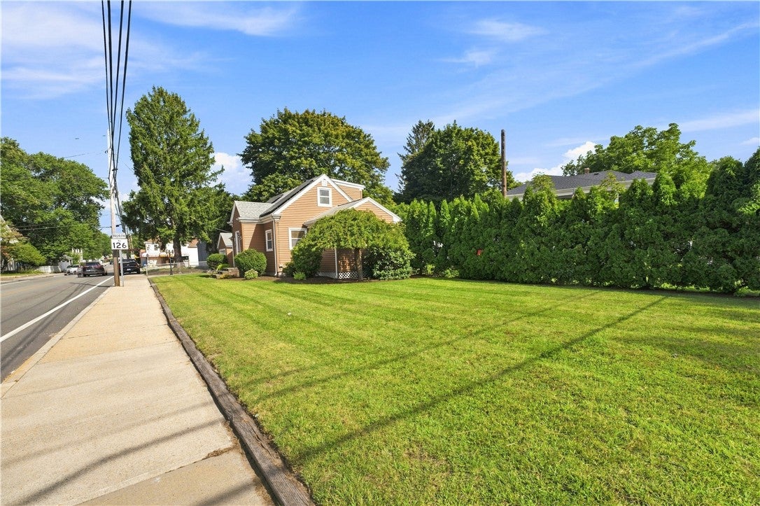357 Old River Road