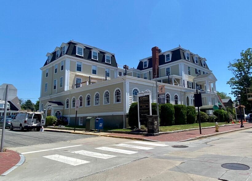 Newport, Rhode Island 02840, United States, ,Residential,Active,144647