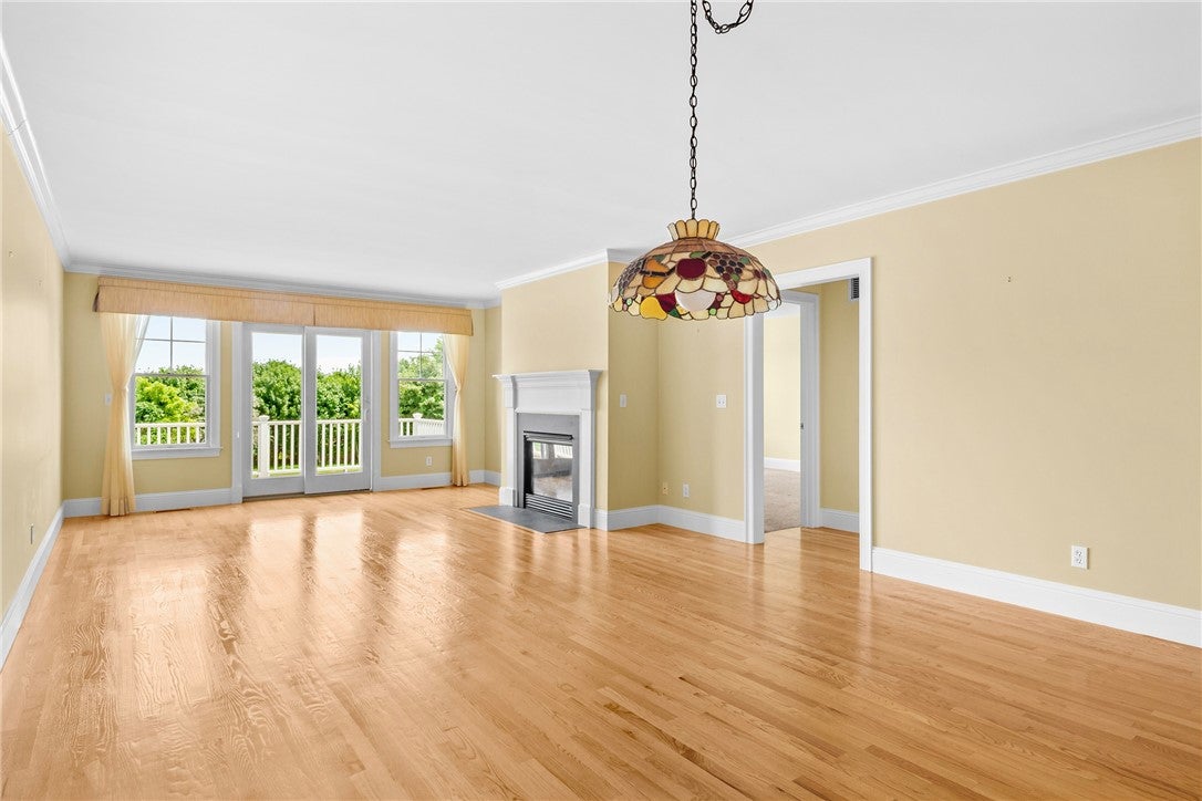 169 Ferry Landing Circle