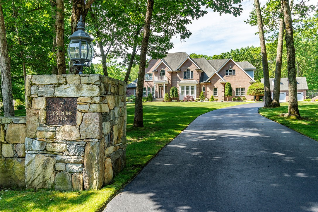 7 Josephine Drive