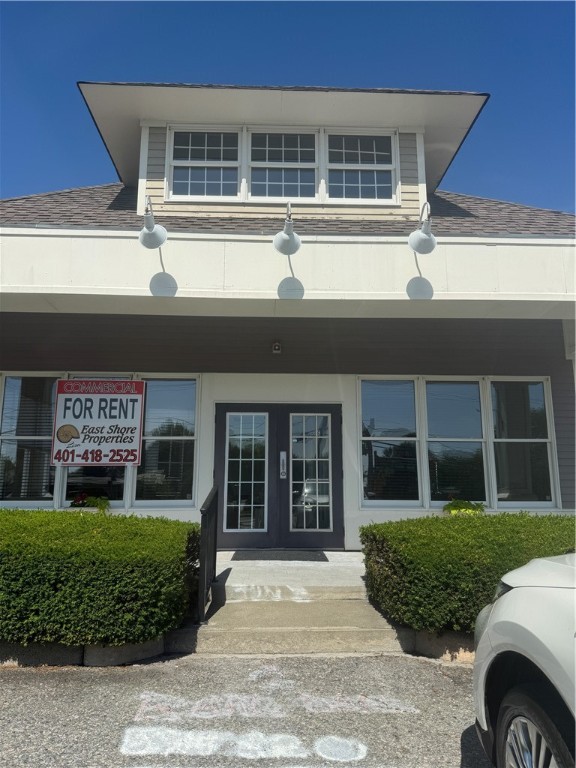 3030 East Main Road 6