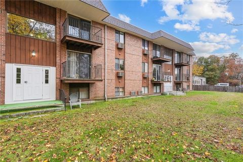 117 John Street 14 Lincoln RI 02865