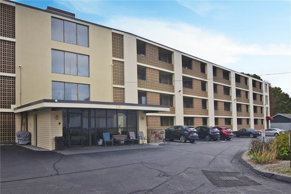175 HOFFMAN AVE APT 408, CRANSTON, RI 02920 - Image 35f055d5448d1f0b9fe8a4e193e790f2/756781658