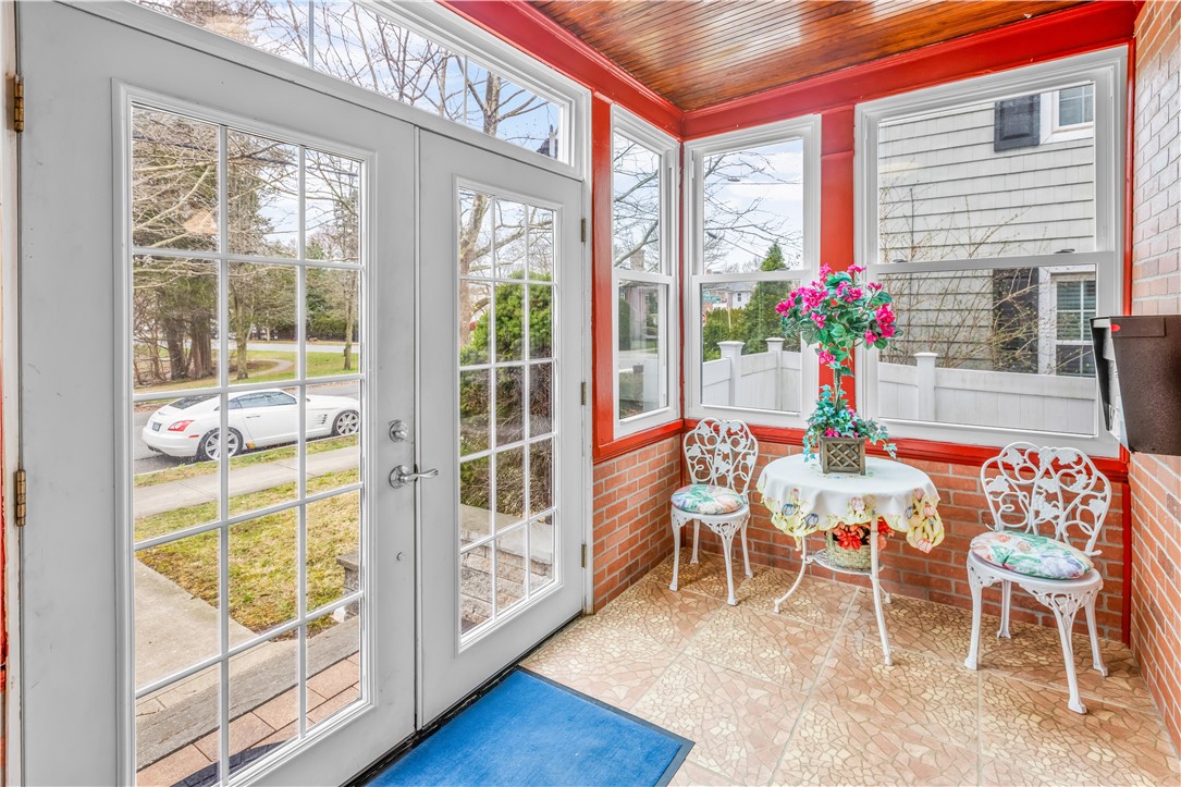 651 Pleasant Valley Parkway 653