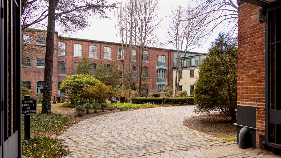 555 South Main Street 321