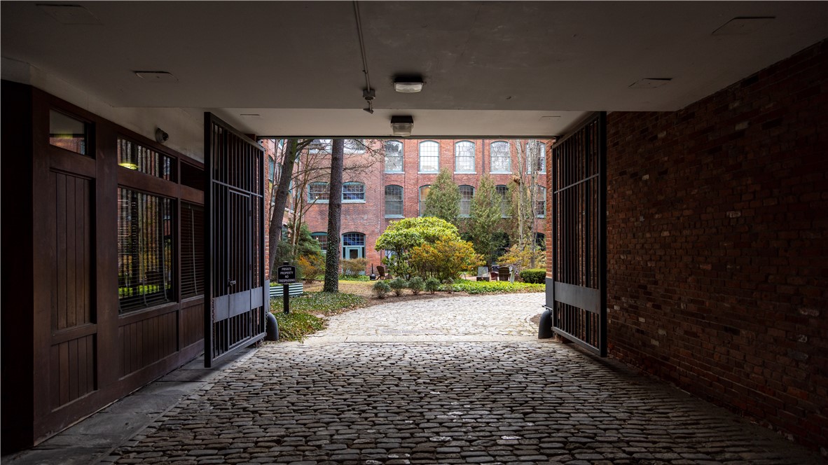 555 South Main Street 321