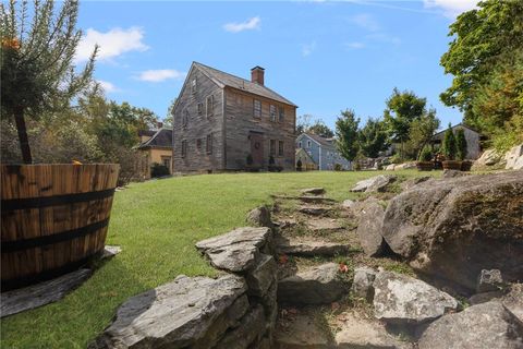 16 Tanyard Lane Glocester RI 02814