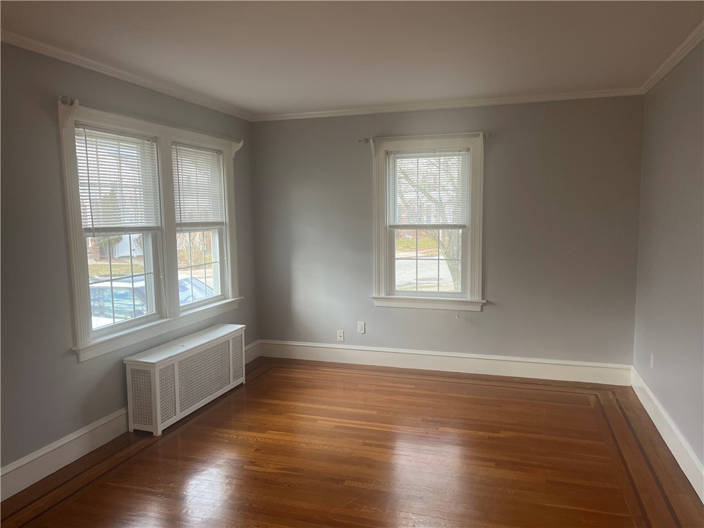 Cranston, Rhode Island 02910, United States, 3 Bedrooms Bedrooms, ,2 BathroomsBathrooms,Residential,Active,107715