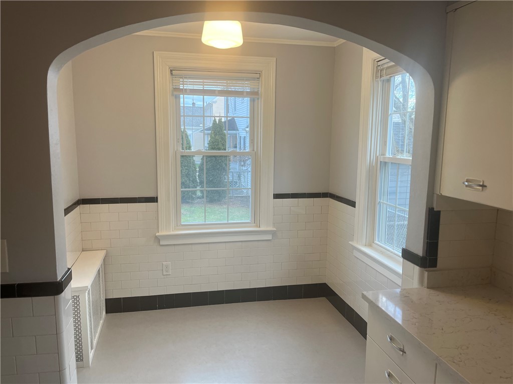 Cranston, Rhode Island 02910, United States, 3 Bedrooms Bedrooms, ,2 BathroomsBathrooms,Residential,Active,107715