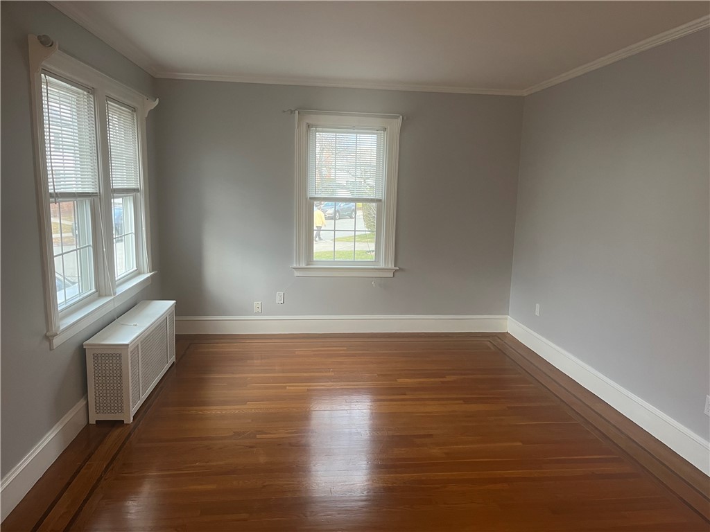 Cranston, Rhode Island 02910, United States, 3 Bedrooms Bedrooms, ,2 BathroomsBathrooms,Residential,Active,107715