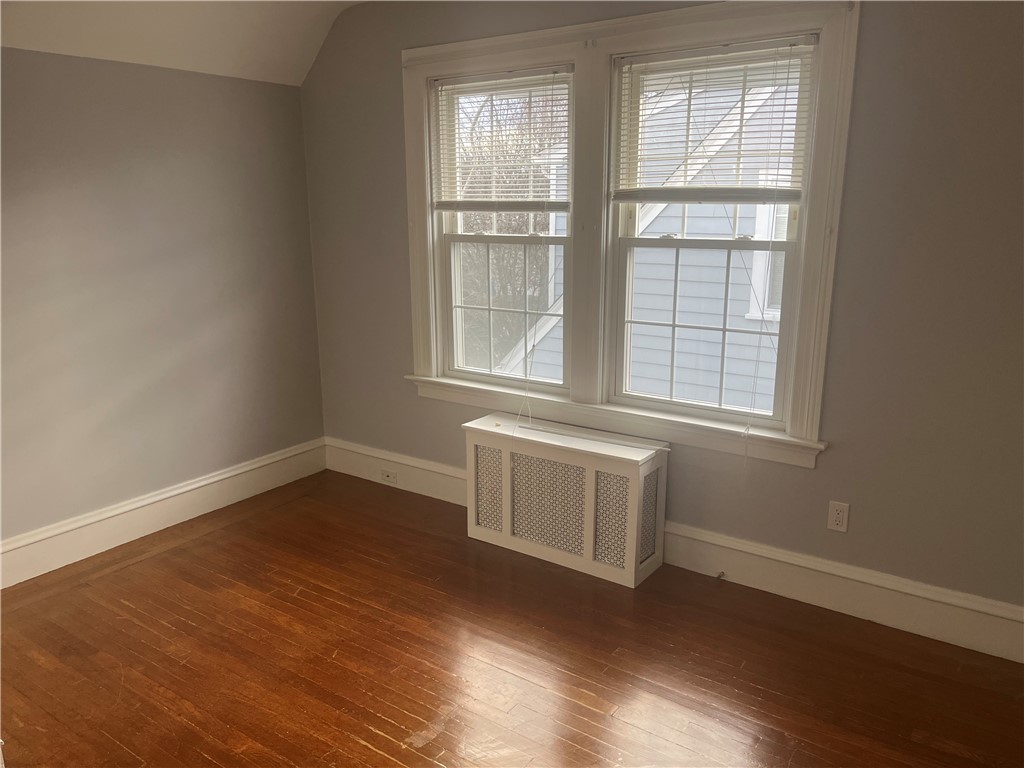 Cranston, Rhode Island 02910, United States, 3 Bedrooms Bedrooms, ,2 BathroomsBathrooms,Residential,Active,107715