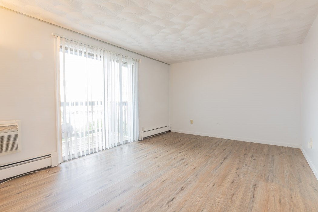 10 Josephine Street 205