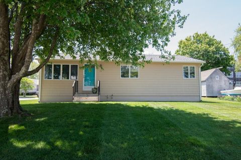 15 Treasure Road Narragansett RI 02882