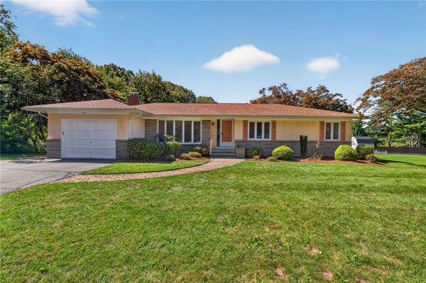 133 COLE ST, SEEKONK, MA 02771 - Image 36f9d36d3edc5d84e7066fcdce98f5b8/399581823
