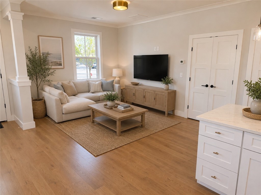 67 Queen Street 4B