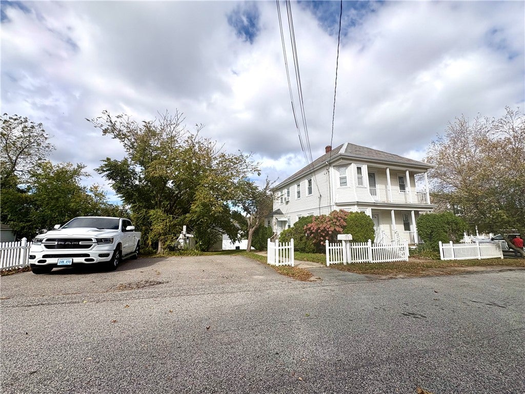 25 Colony Street