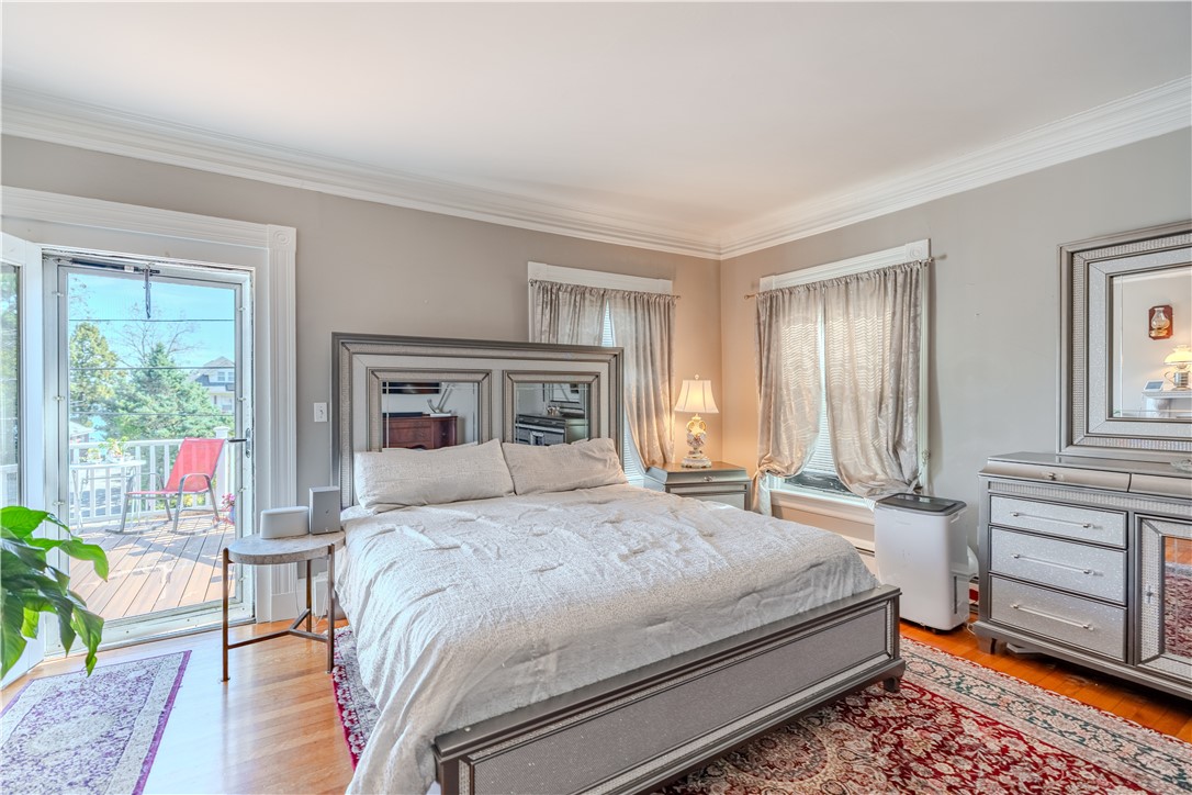 1291 Narragansett Boulevard 4