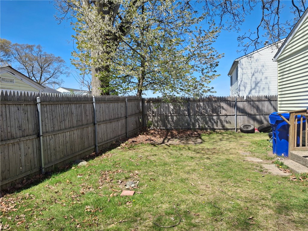 315 Grosvenor Avenue