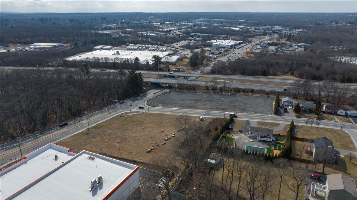 1827 Plainfield Pike