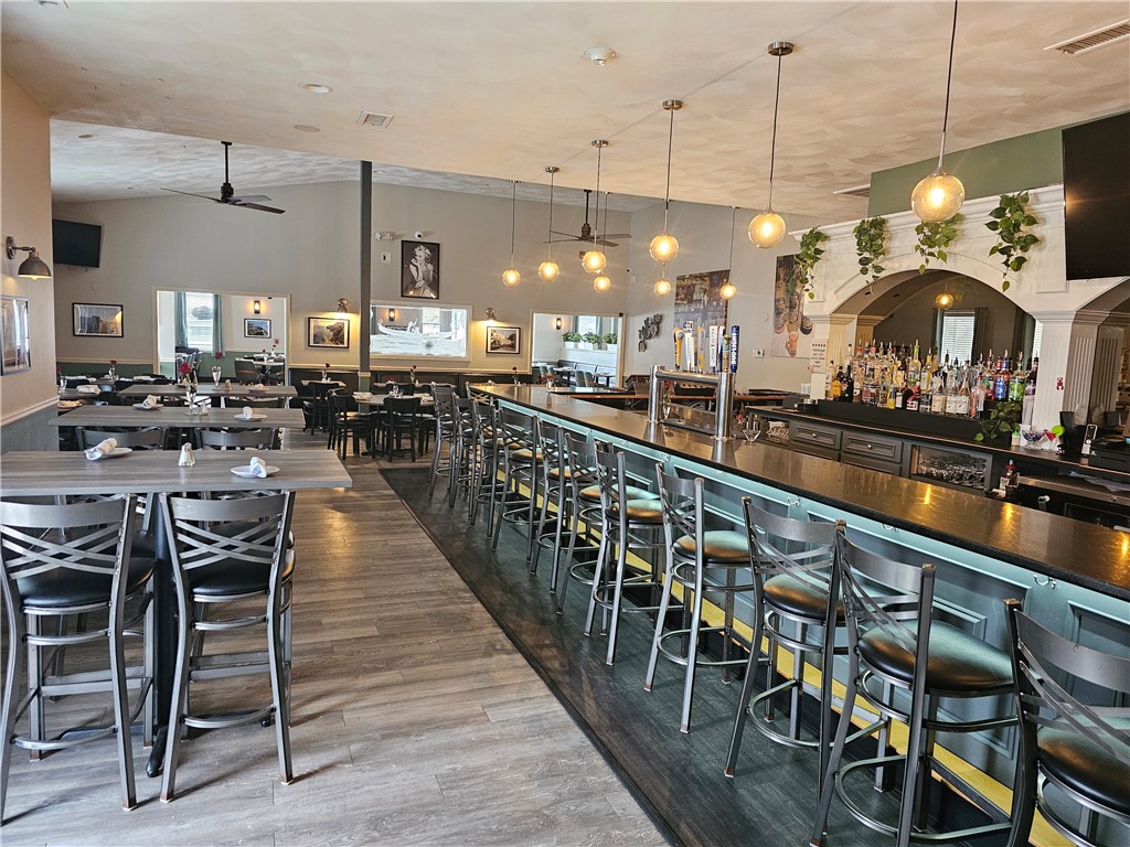 1650 Nooseneck Hill Road