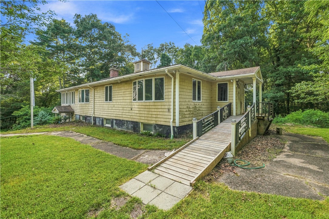 20 Colonial Village Road