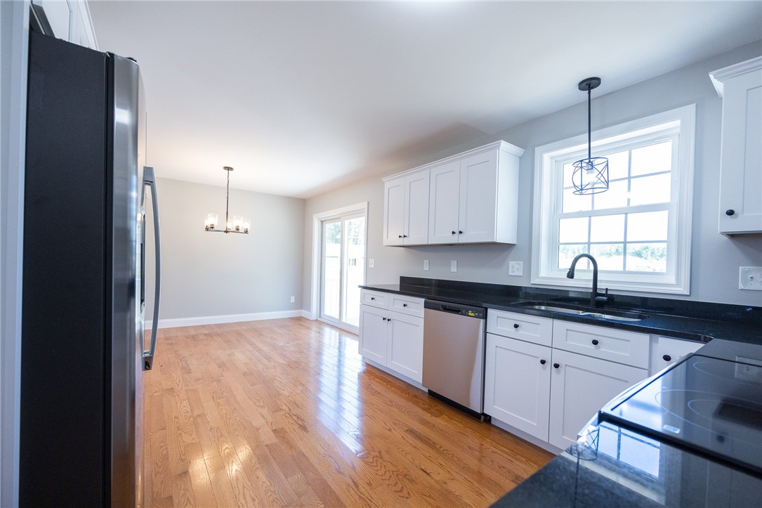 4 BOYD BROOK Circle 4