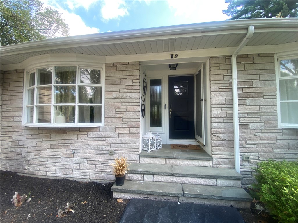 109 Cobble HIll Road
